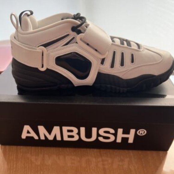 Stylish Brand New in Box Ambush x Nike Air Force Sneakers - Picture 2 of 10